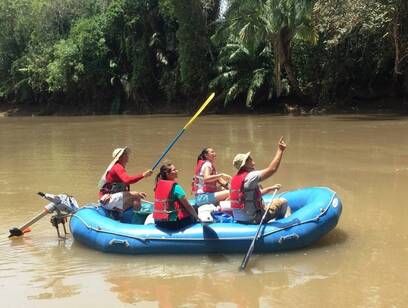 Safari Float on Rio Penas Blancas