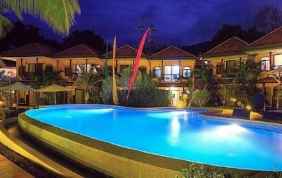 Located in the rainforest between Dominical and Uvita, Cuna del Angel Hotel is a terrific place to stay for your Costa Ballena vacation.