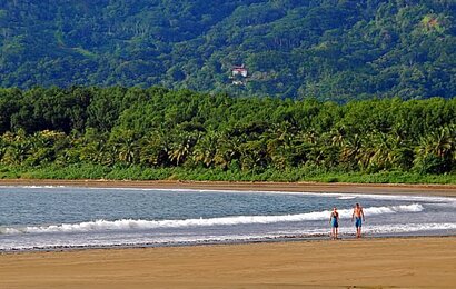 Prepare for an extraordinary journey into the heart of paradise, where the untamed jungles of Costa Rica converge with the serene allure of its exotic beaches.