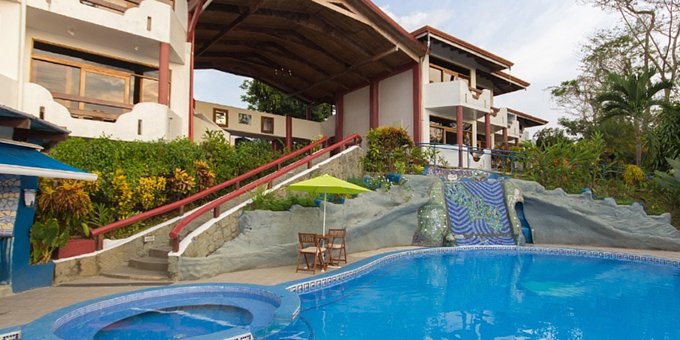 Hotel California is a budget friendly hotel located in the jungle of the lush Manuel Antonio hillside.  The hotel is known for great service and its laid back casual vibe.  Amenities of the hotel include a swimming pool, restaurant, bar, and WiFi, all set among lush tropical gardens.