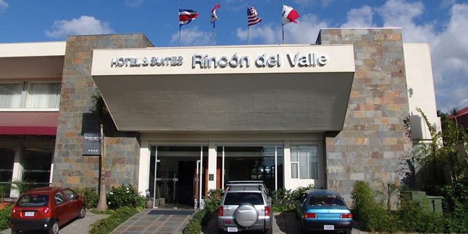 Rincon del Valle Hotel is a hotel located in San Jose.  Hotel amenities include wireless internet, laundry service, workout room, jacuzzi, restaurant and concierge.