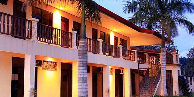 The Blue Palms Hotel is a budget oriented hotel located at Playa Jaco. Amenities include AC, pool, Wifi, dining area, laundry, and ample parking.
