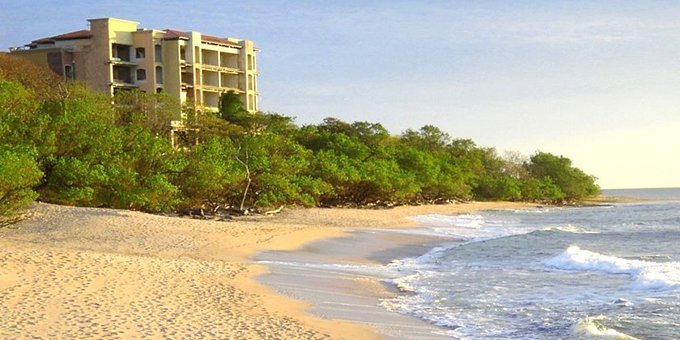 Crystal Sands Condominiums are located within 50 meters of the beautiful Langosta Beach of Tamarindo.  Resort amenities include swimming pool, concierge, common areas, basement parking and security.