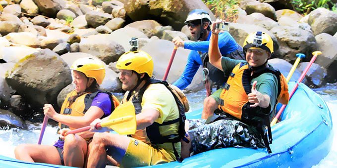 If whitewater rafting and excitement are on your list of things to do, the Rio Toro Protected Zone is a great place to land. Here you’ll enjoy stunning nature and plenty of exciting activities to get your heart pumping.