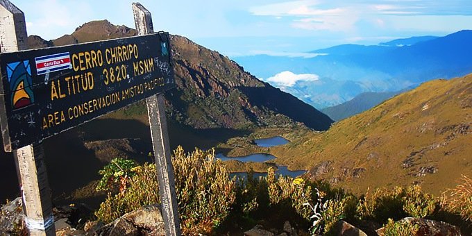 San Gerado de Rivas is the best place for staging the climb into Chirripo National Park. Aside from the big hike, highland birdwatching is also a popular activity in this area.
