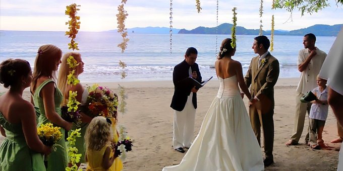 Make your special event, wedding or reunion unforgettable. Costa Rica provides the perfect tropical backdrop for making memories and we can help you get the most out of your planning dollar.