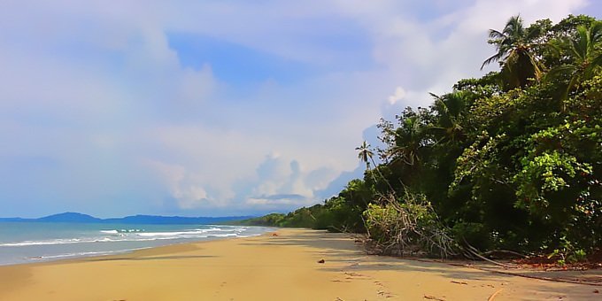 Cahuita is located in the Southern Caribbean which is a region of vast contrasts in weather.
