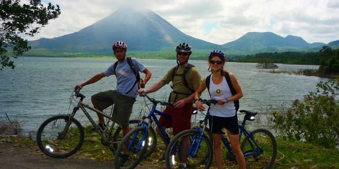 Cycling or biking in Costa Rica can be a lot of fun as the incredible scenery and challenging roads make for a great ride.