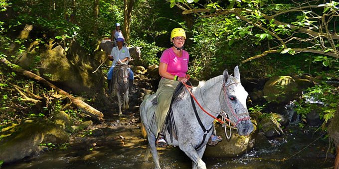 There are few things more Costa Rican than horseback riding.