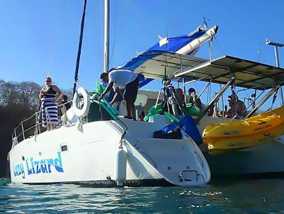 Catamaran and Snorkeling Cruise - Lazy Lizard Sailing