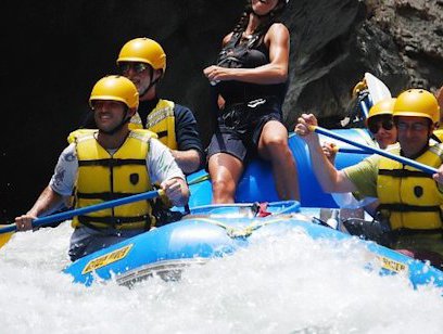 Whitewater Rafting Rio Pacuare - Explornatura