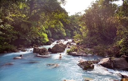 Experience the Best of Costa Rica: Adventure and Luxury Await! Discover 'Tropical Tranquility,' an exclusive 7-day journey into the heart of paradise.