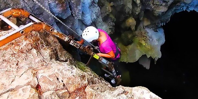 Today you will go on an exciting spelunking tour at the Barra Honda Caves. A bilingual guide will lead you on a 30 minute hike through Barra Honda National Park until you reach the caves. You will then descend into the limestone caverns and explore. This full day tour includes transportation, guide, equipment, park entrance, lunch, and drinks. One way transportation to Barra Honda National Park can take up to 2 hours depending on the location of your hotel. Sit back and enjoy the scenic ride!