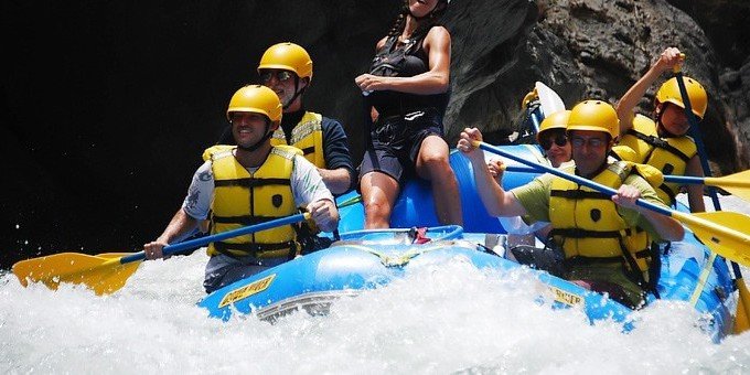 Whitewater Rafting Rio Pacuare - Explornatura