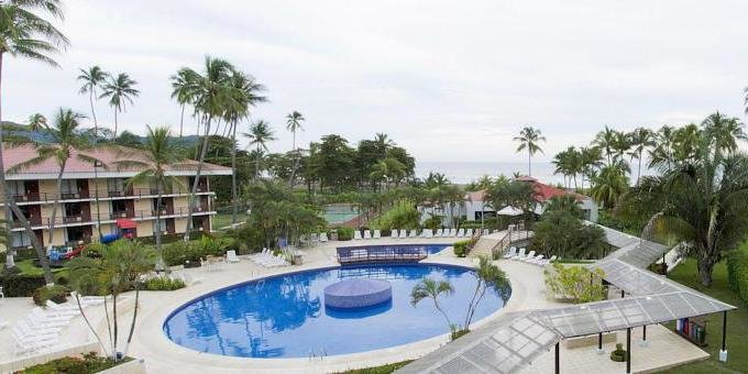 The Best Western Jaco Beach Resort is a beach front hotel located at Playa Jaco.  Hotel amenities include swimming pool, restaurant, bar, fitness center, and internet.