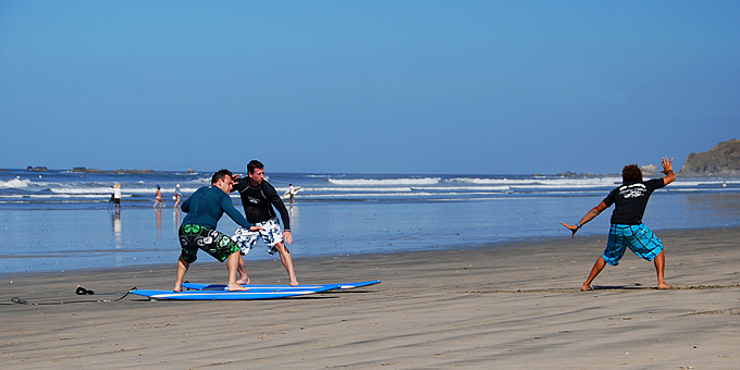 Surf lessons in Nosara