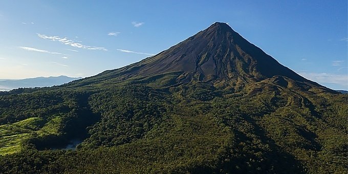 Arenal Volcano Nature and History Tour with Tabacon Hot Springs