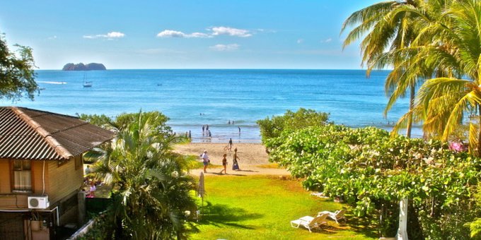 Enjoy beachfront convenience and affordable accommodations at the Hotel Villa Belmar Sevilla Resort of Playa Hermosa, Guanacaste. This budget-friendly hotel also provides a central location to other attractions near the beach in Playa Hermosa. Hotel amenities include a restaurant, internet access, and swimming pool.