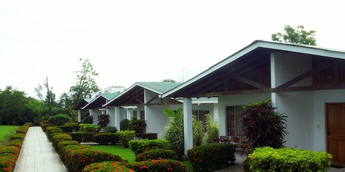 Villas Vilma Hotel in La Fortuna, Costa Rica, is a budget-friendly accommodation option offering comfortable rooms and a warm, inviting atmosphere. The hotel features cozy and well-appointed rooms that provide a peaceful retreat after a day of exploration. Guests can relax and unwind in the hotel's lush garden area, enjoying the tranquility and natural surroundings. The friendly staff at Villas Vilma Hotel are dedicated to ensuring a pleasant stay and are available to assist with any inquiries or requests. The hotel's convenient location provides easy access to popular attractions in La Fortuna, including the Arenal Volcano and hot springs. For budget-conscious travelers seeking affordable accommodations without sacrificing comfort, Villas Vilma Hotel offers a welcoming and value-for-money experience in La Fortuna. Hotel amenities include a swimming pool, outdoor jacuzzi, and free WiFi in public areas.