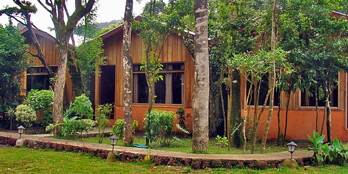 The affordable Monteverde Villa Lodge offers comfortable accommodations, personalized service, and authenticity in their family run ecolodge. It is also conveniently located, only a ten-minute walk to the Santa Elena town center. Lodge amenities include tropical gardens, barbecue grill and picnic area, Wi-Fi internet service, and private parking.