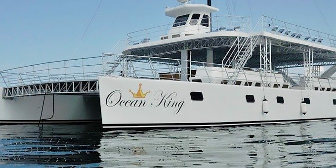 ocean king catamaran tour