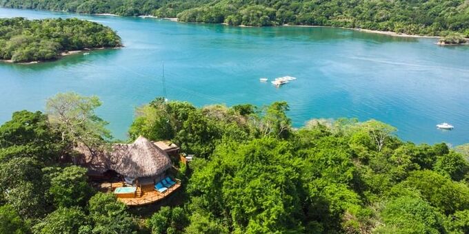 ISLA CHIQUITA GLAMPING RESORT