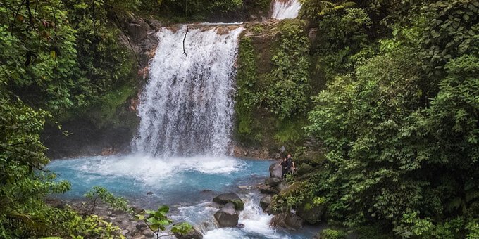 Azul Waterfall in Bajos del Toro