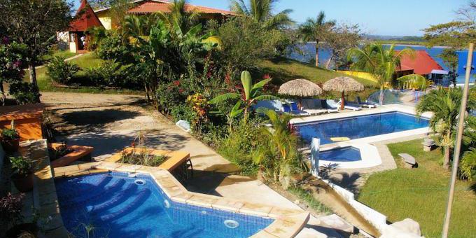 Carrillo Club is a hotel located within walking distance to Playa Carrillo.