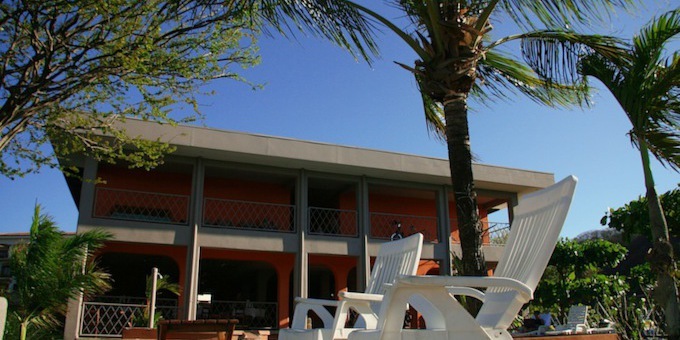 Hotel La Finisterra is a boutique style hotel perched on a small hillside with sweeping ocean views at Playa Hermosa de Guanacaste.  Hotel amenities include swimming pool, restaurant, bar, and internet.