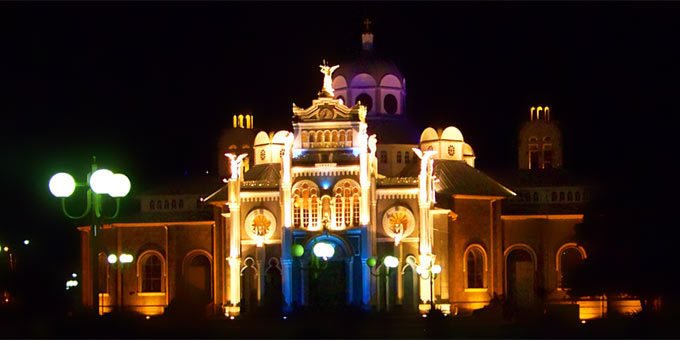 Located in the city of Cartago is the Basilica that is dedicated to the Lady of the Angels.