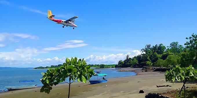 Puerto Jimenez is a good access point to Corcovado and also great for sport fishing the Gulfo Dulce. Visitors can also experience dolphin and whale watching tours at certain times of the year.