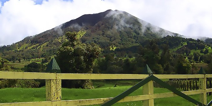 Turrialba is located in the Central Valley, which many consider to be the most comfortable climate in the world with temperatures usually hovering in the upper 70s during the day and lower 60s at night.