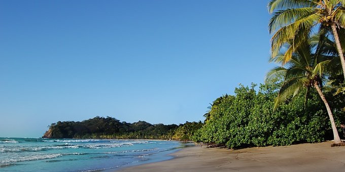 Grab your snorkel and get ready to play. Playa Samara is relatively unspoiled and a favorite of locals and tourists alike. Enjoy calmer waters and easier access than surrounding beaches.