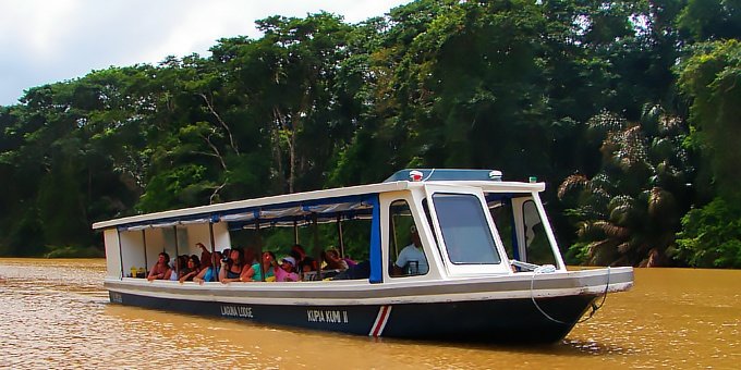 Take a walk on the wild side! Tortuguero is among Costa Rica’s wildest destinations and sure to thrill nature-lovers with it's exotic scenery. It’s perfect for your next photo safari.